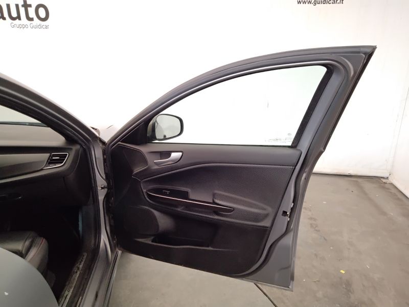 GuidiCar - ALFA ROMEO Giulietta 2016 Giulietta 1.6 jtdm Super 120cv tct Usato